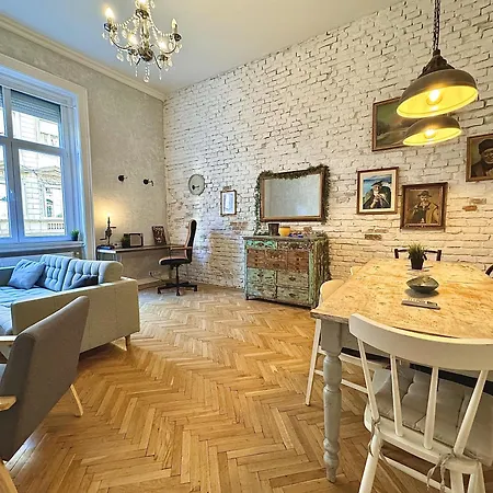 Apartament Rose *